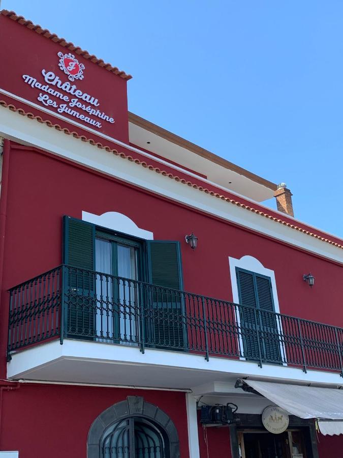 Chateau Madame Josephine Scafati Bagian luar foto