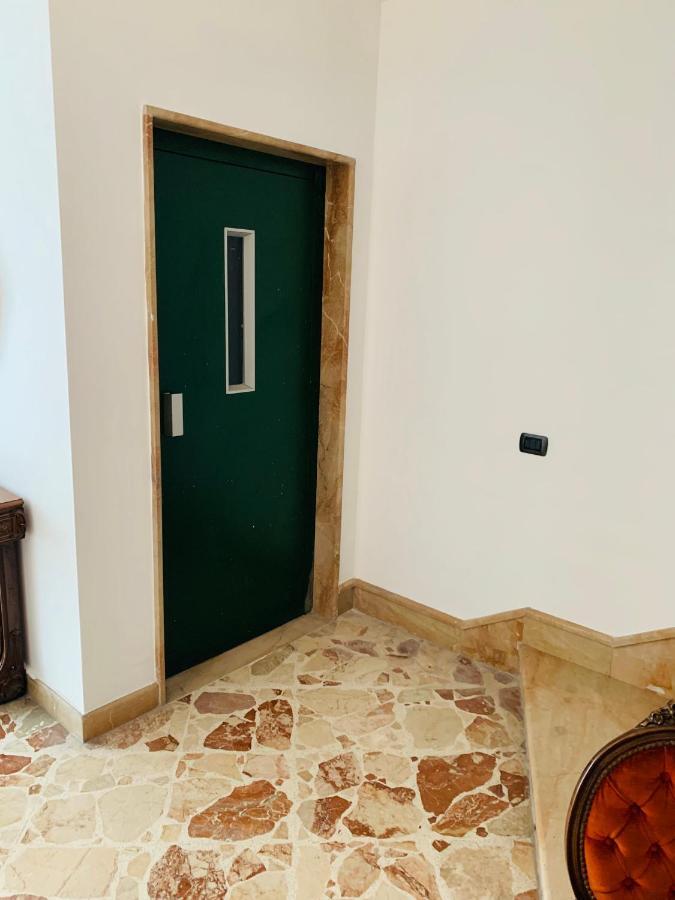 Chateau Madame Josephine Scafati Bagian luar foto